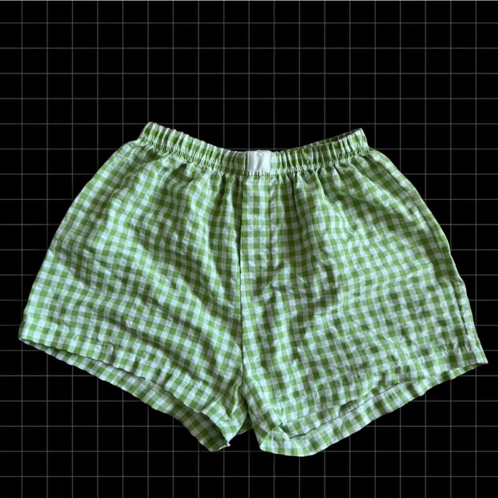 Green Gingham Women's Elastic-Waist Shorts